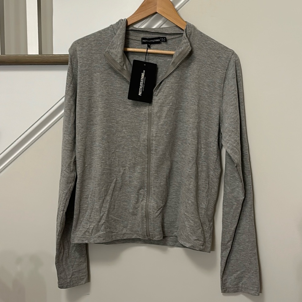 PrettyLittleThing NWT Mark Zip Up Longsleeve workout jacket women’s size 14